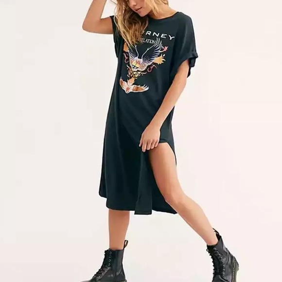 Tops - S-L Vintage Grunge 🌗 Journey Graphic Tunic TeeNew